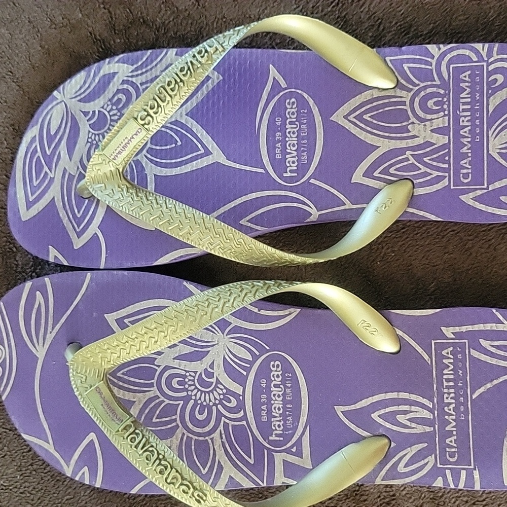 HAVAIANAS Purple Flip Flops/Sandals - Picture 6 of 8